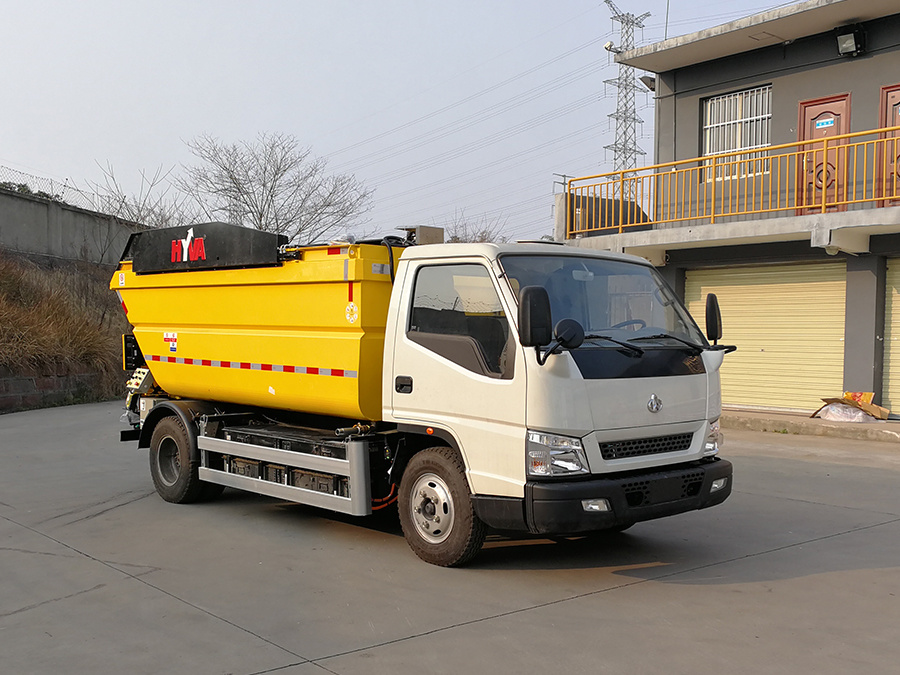 純電(diàn)動壓縮式垃圾車(chē)